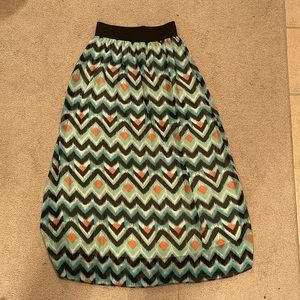 Flowing skirt